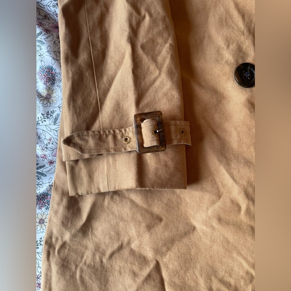 Forever 21 trench coat - Picture 2 of 7